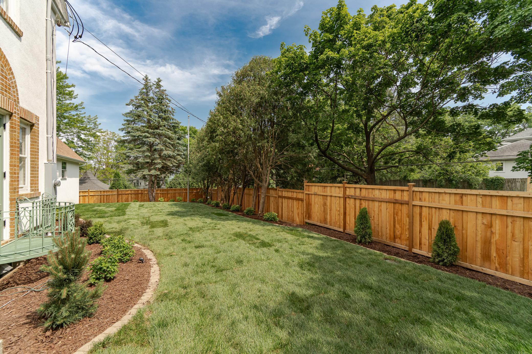 925 6th Street Southwest Rochester, MN 55902 - Photo 8 of 100