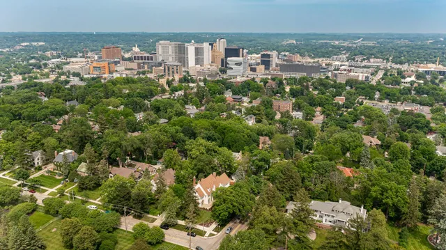 $2,150,000 | 925 6th Street Southwest, Rochester, MN 55902