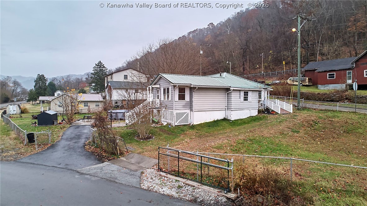 16298 Deepwater Mountain Road Deep Water, WV 25057 - Photo 2 of 38 Gallery Image 2