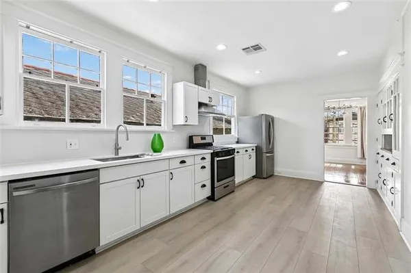 $6,000 | 2824 Calhoun Street, New Orleans, LA 70118