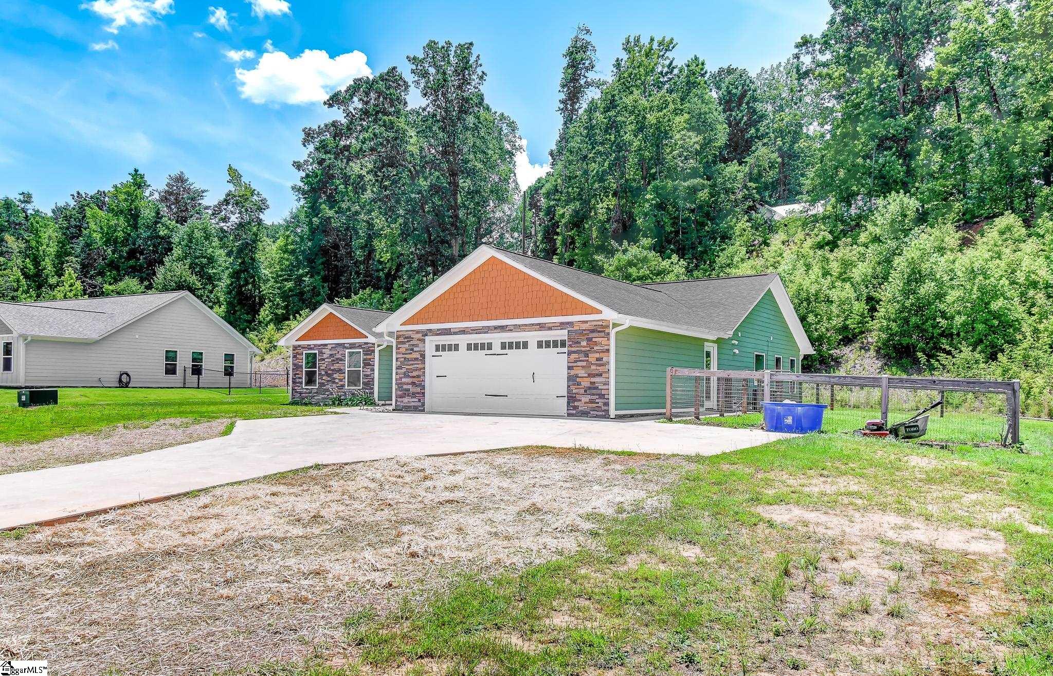 115 Albert Street Landrum, SC 29356 - Photo 33 of 37