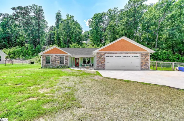 $375,000 | 115 Albert Street, Landrum, SC 29356