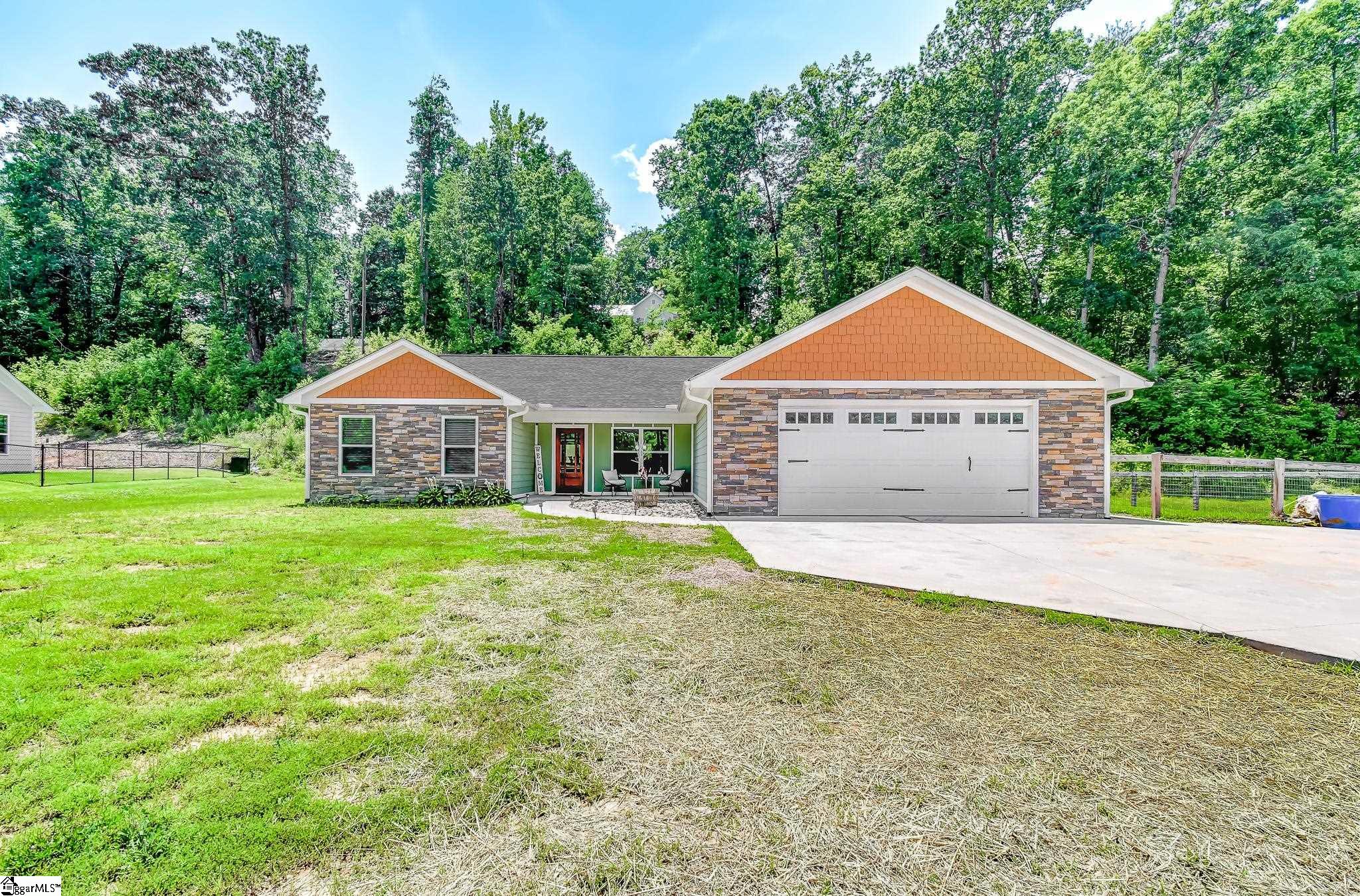 115 Albert Street Landrum, SC 29356 - Photo 36 of 37