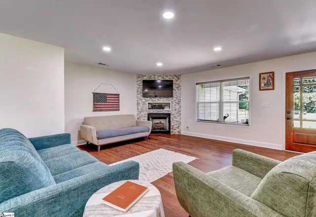 $375,000 | 115 Albert Street, Landrum, SC 29356