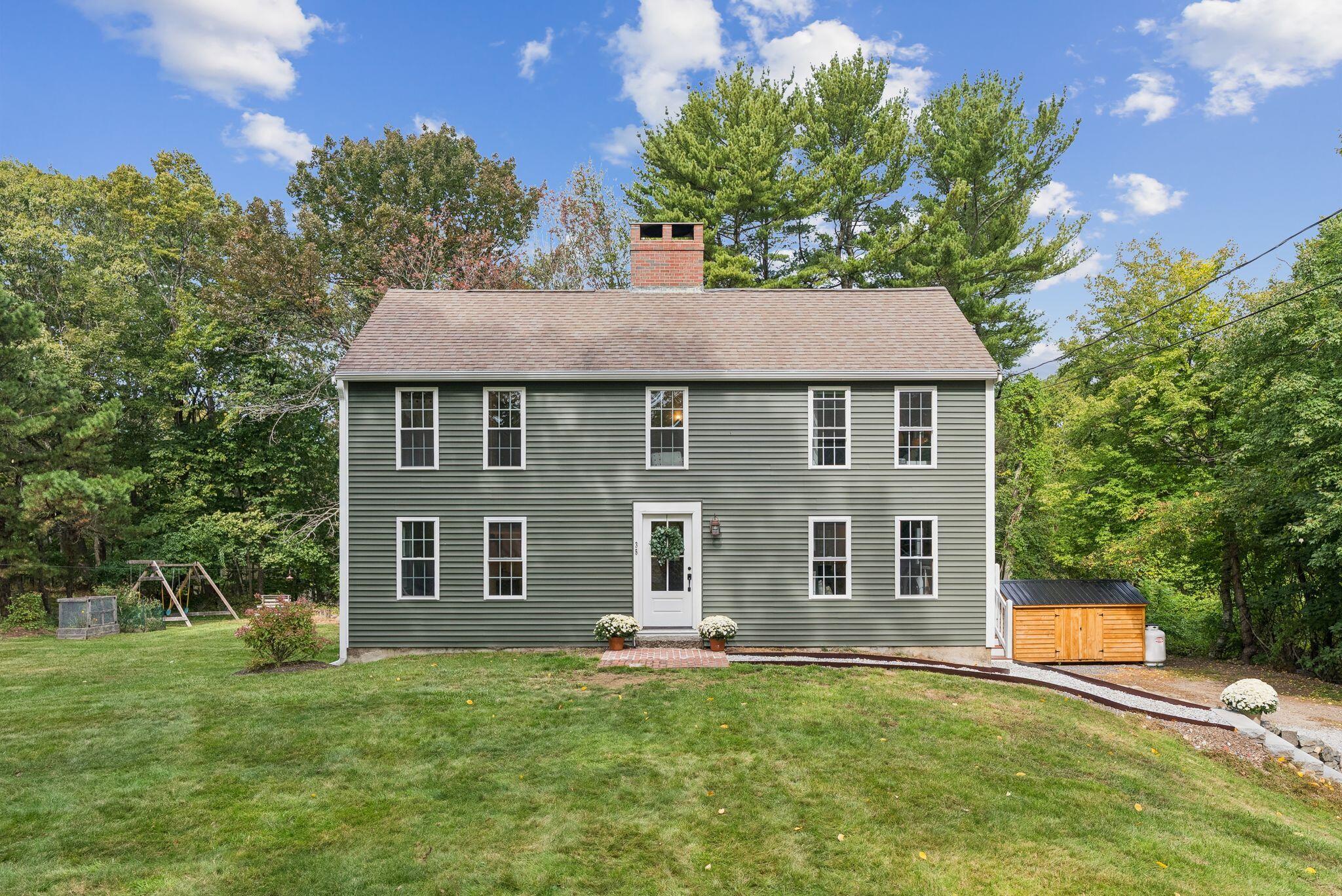 35 Brave Boat Harbor Road York, ME 03909 - Photo 5 of 43 Beautifully Renovated Saltbox Colonial