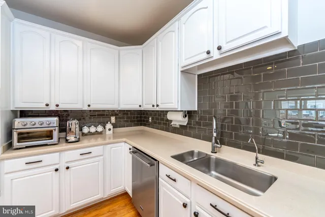 $3,750 | 11607 Park Vista Boulevard, Fairfax, VA 22030