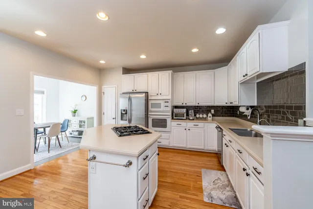 $3,750 | 11607 Park Vista Boulevard, Fairfax, VA 22030