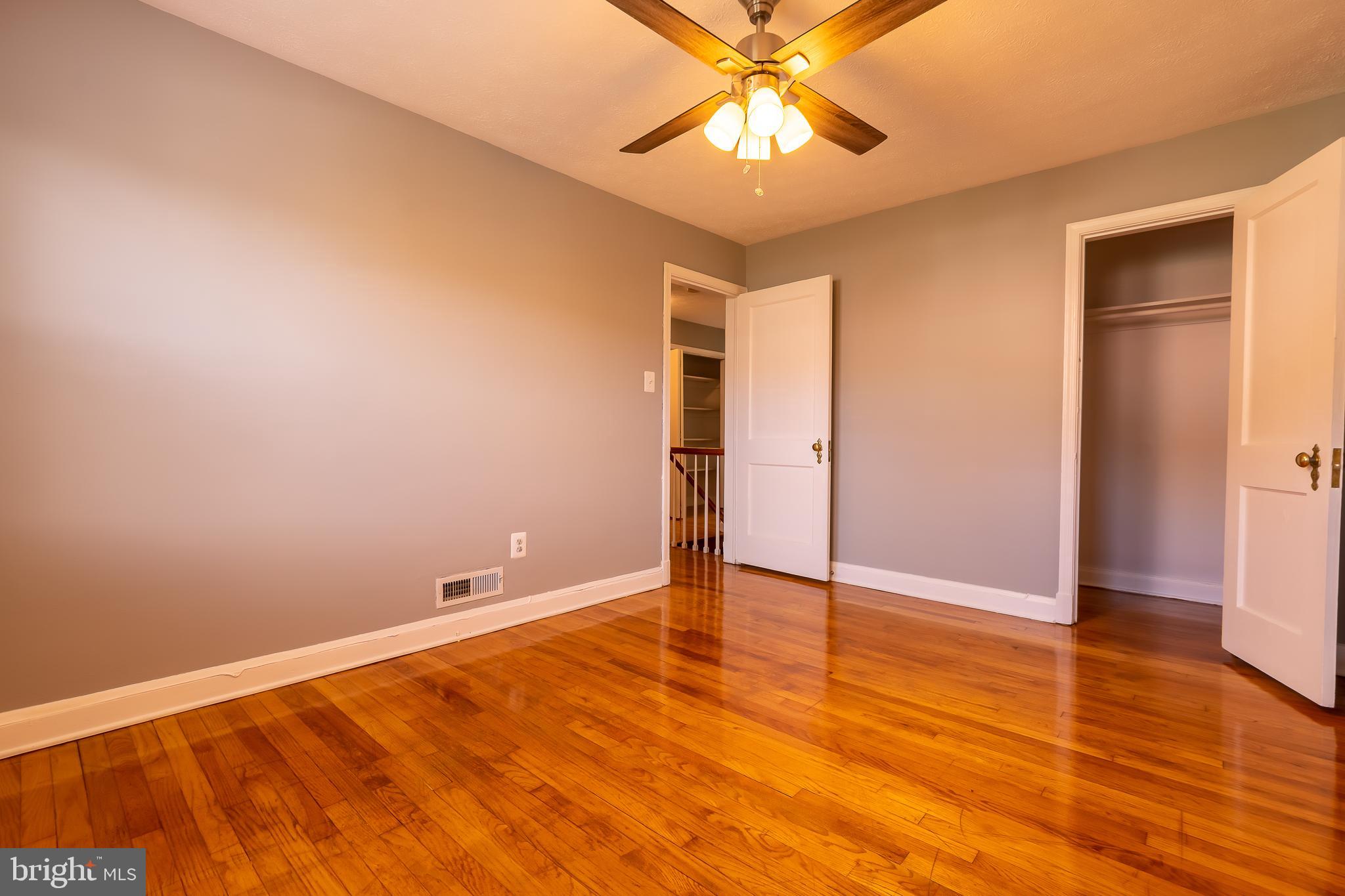 1609 Northbourne Road Baltimore, MD 21239 - Photo 20 of 33 Spacious master bedroom