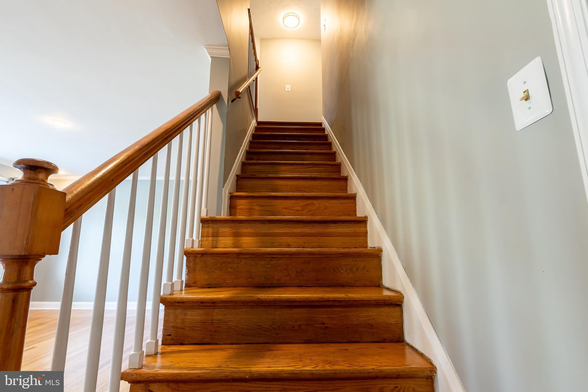 1609 Northbourne Road Baltimore, MD 21239 - Photo 33 of 33 hardwood steps