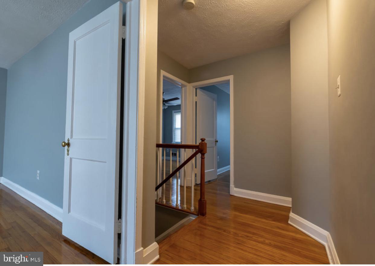 1609 Northbourne Road Baltimore, MD 21239 - Photo 8 of 33 Upstairs hallway