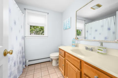 $795,000 | 1 Burg Avenue, Sandwich, MA 02563