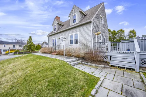 $795,000 | 1 Burg Avenue, Sandwich, MA 02563