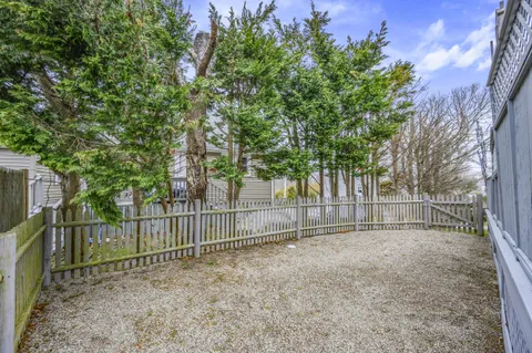 $795,000 | 1 Burg Avenue, Sandwich, MA 02563