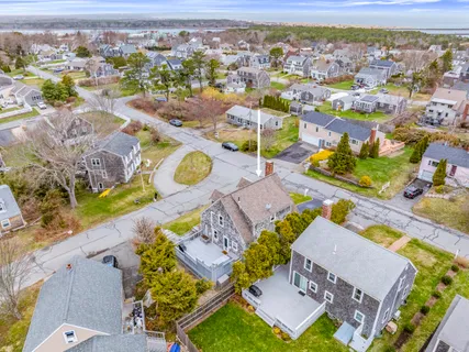 $795,000 | 1 Burg Avenue, Sandwich, MA 02563