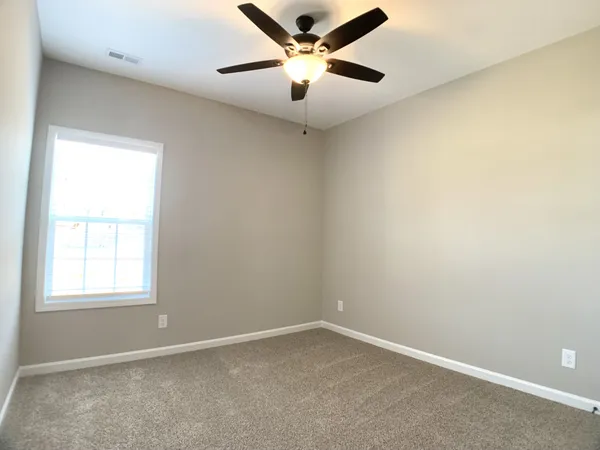 $2,000 | 413 Ayden Lane, Clarksville, TN 37042