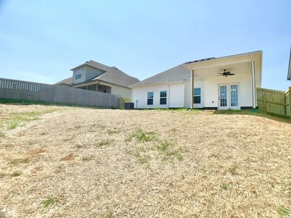 $2,000 | 413 Ayden Lane, Clarksville, TN 37042