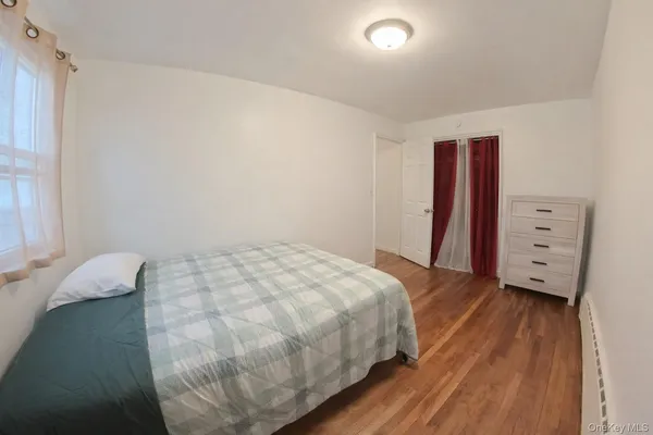 $779,000 | 3014 Matthews Avenue | Olinville