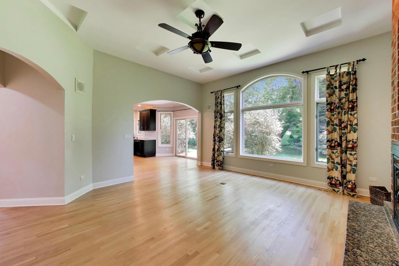 1111 Compass Court Naperville, IL 60540 - Photo 6 of 48