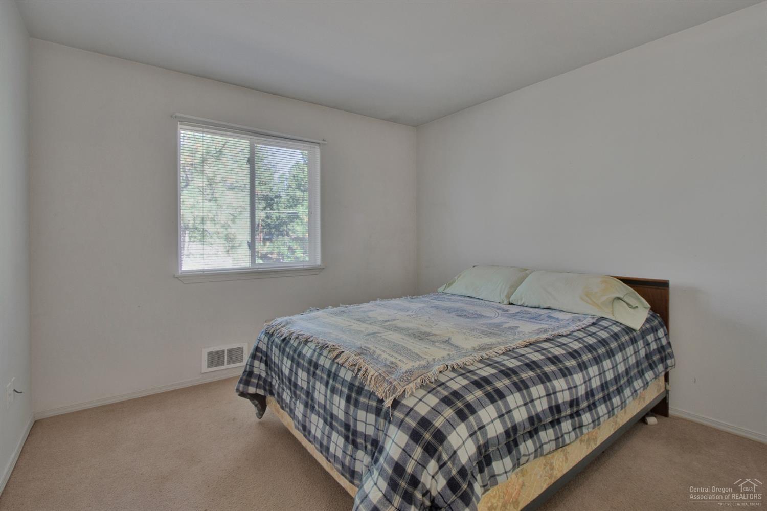 60305 Zuni Road Bend, OR 97702 - Photo 17 of 22 Additional Photo
