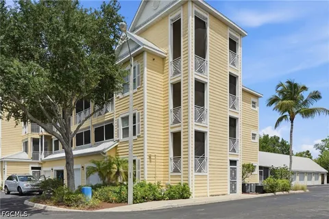 $299,999 | 4450 Chickee Hut Court, Unit 103, Bonita Springs, FL 34134