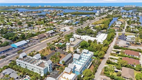 $299,999 | 4450 Chickee Hut Court, Unit 103, Bonita Springs, FL 34134