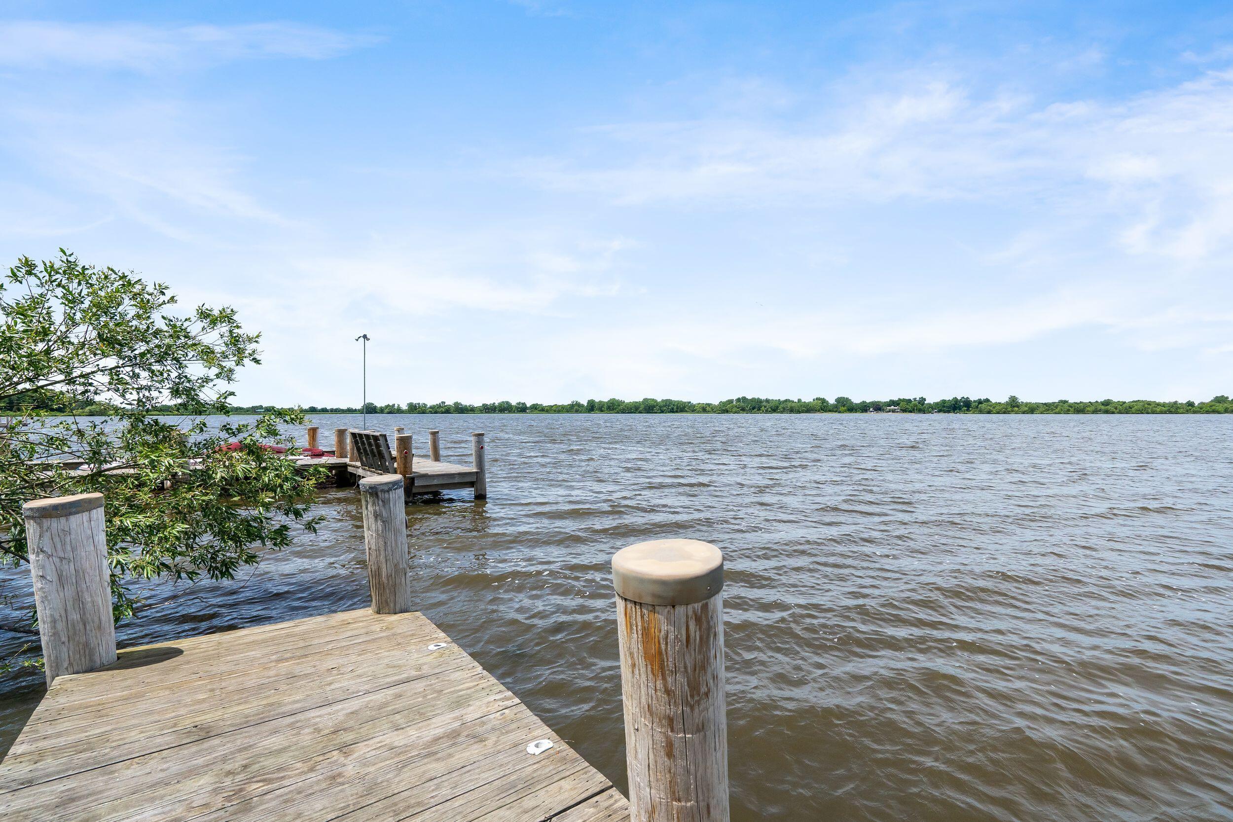 5660 West Reighmoor Road Omro, WI 54963 - Photo 24 of 43 Lake Butte Des Morts