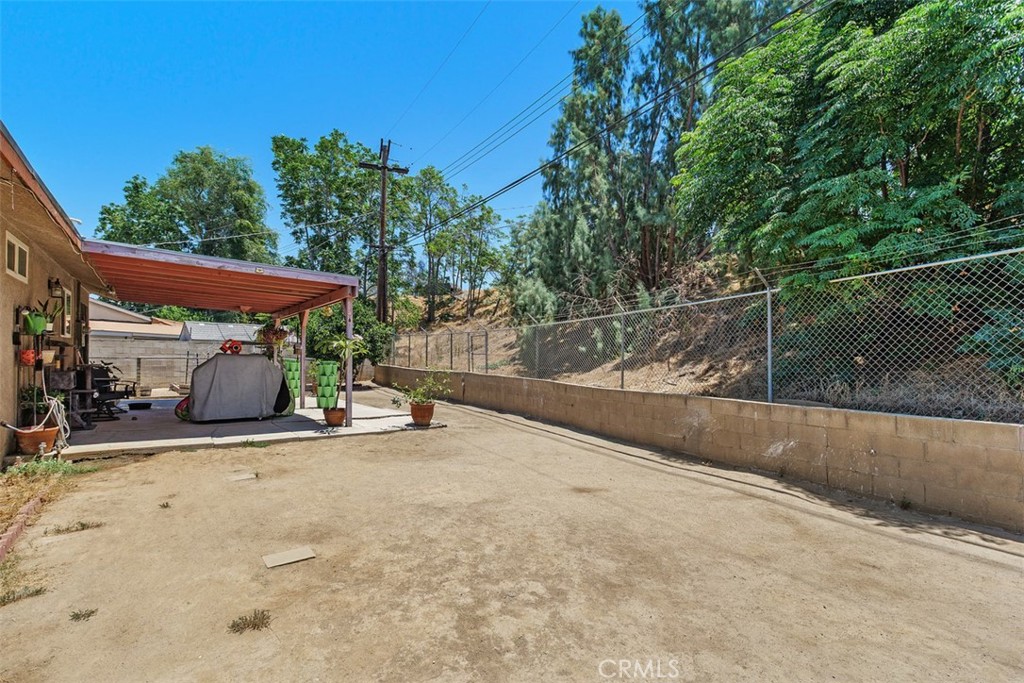 3818 Ogden Way Riverside, CA 92501 - Photo 25 of 28