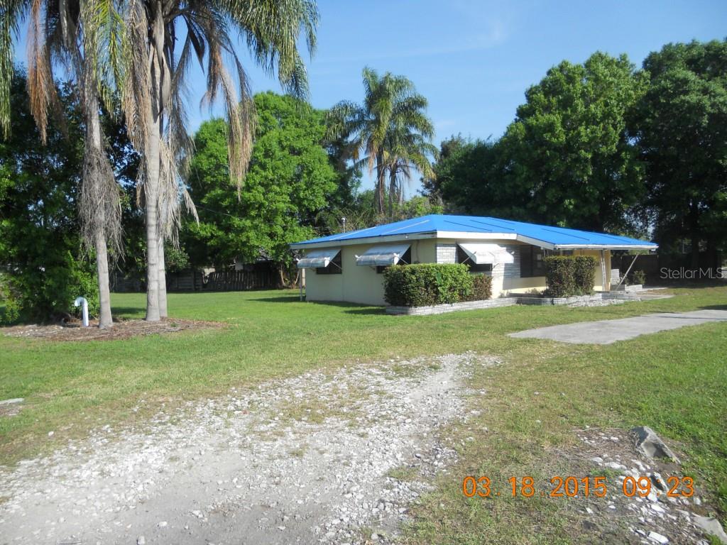 3114 McIntosh Road Sarasota, FL 34232 - Photo 1 of 1 Front of home