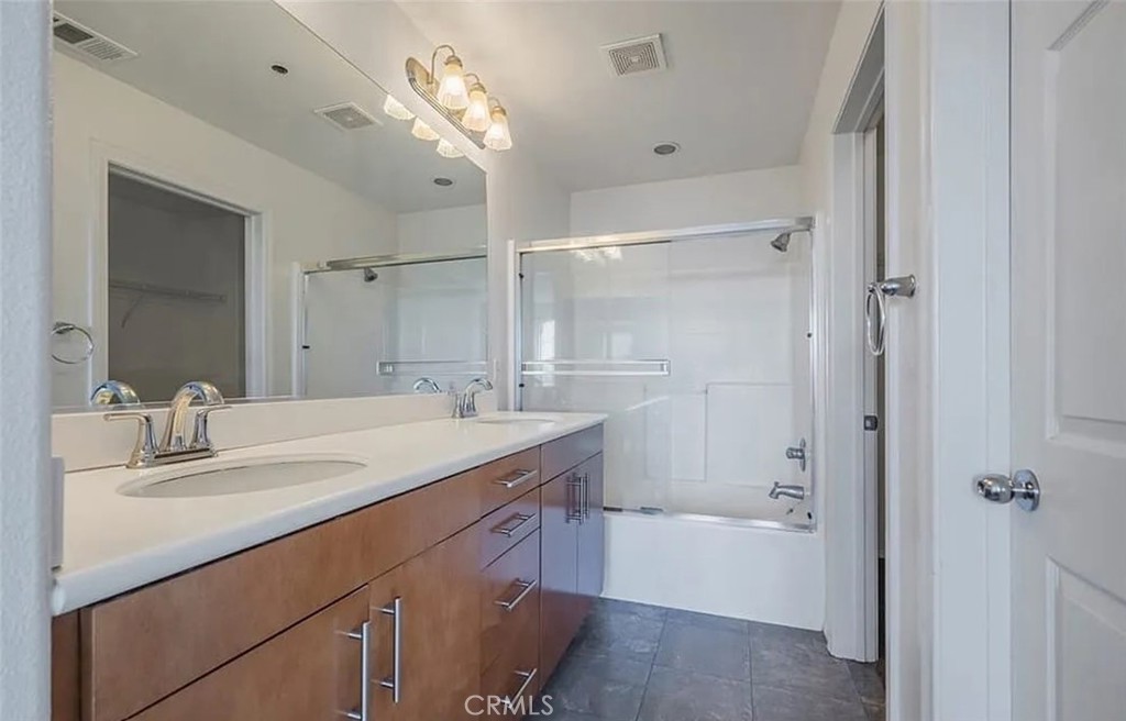 955 South Bluff Road Montebello, CA 90640 - Photo 15 of 23