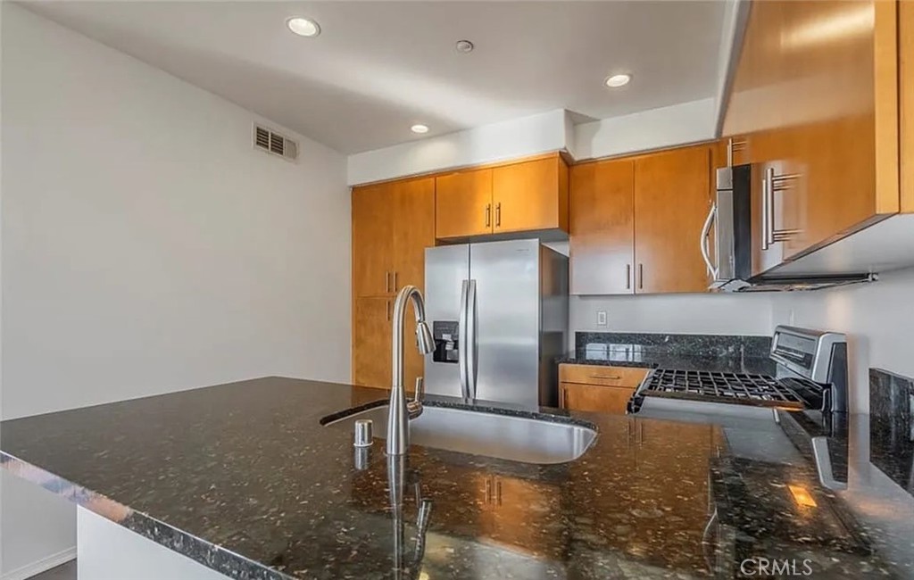 955 South Bluff Road Montebello, CA 90640 - Photo 9 of 23