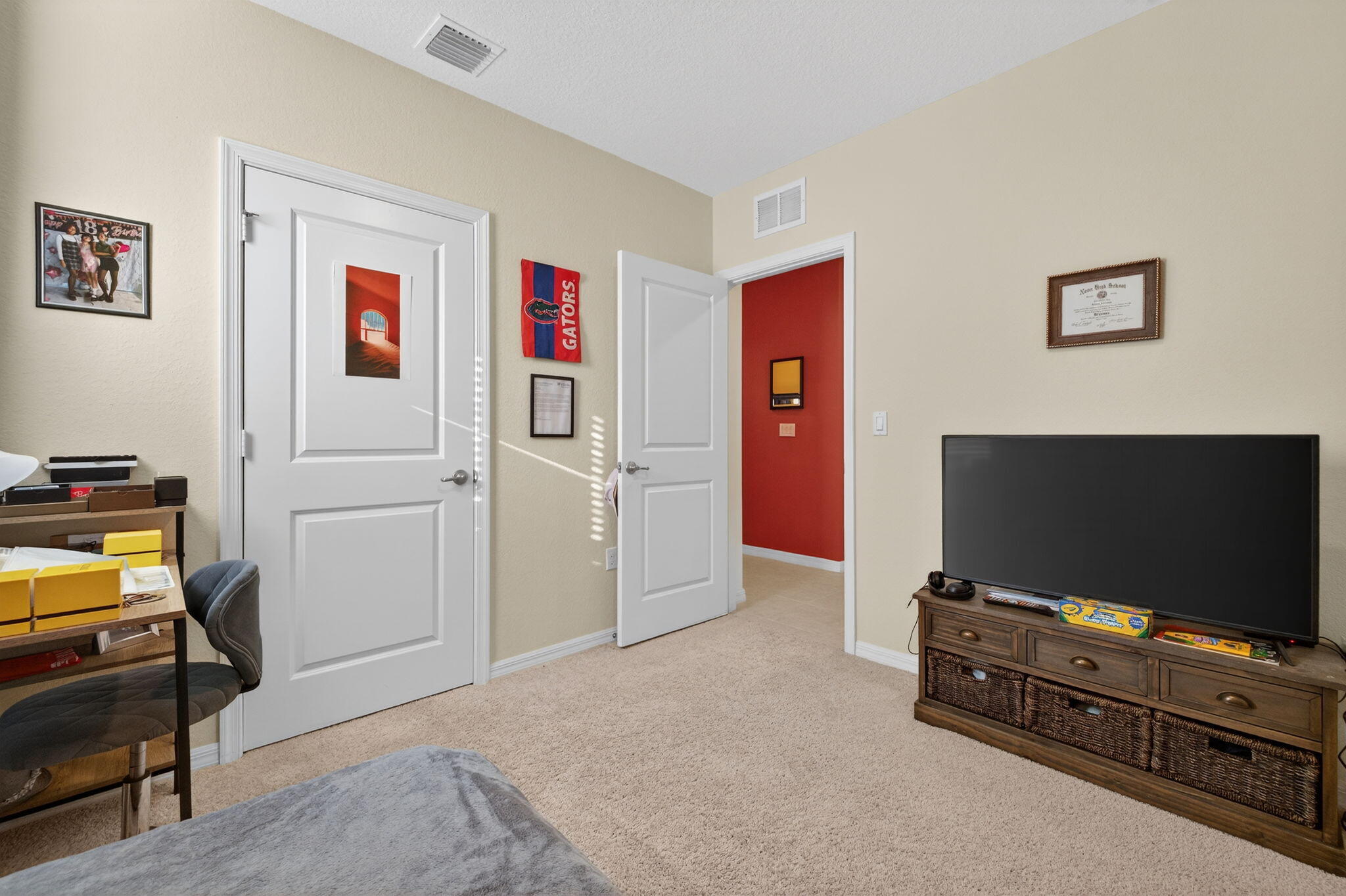 5221 Armina Place Fort Pierce, FL 34951 - Photo 29 of 40 a living room with furniture and a flat screen tv