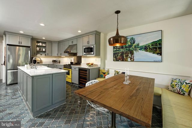 $1,650,000 | 601 South Lee Street, Alexandria, VA 22314