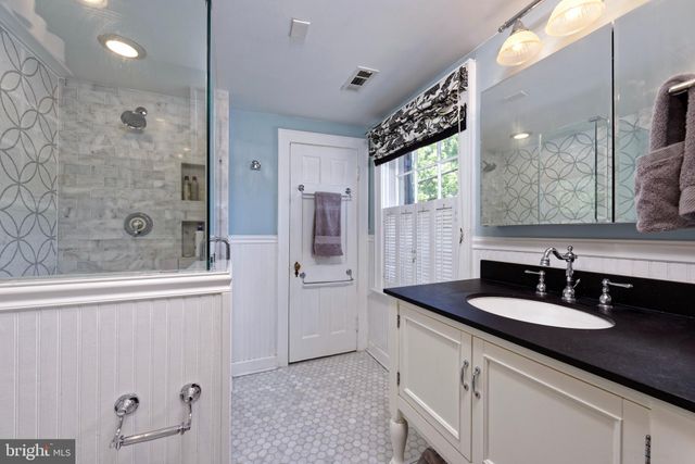 $1,650,000 | 601 South Lee Street, Alexandria, VA 22314