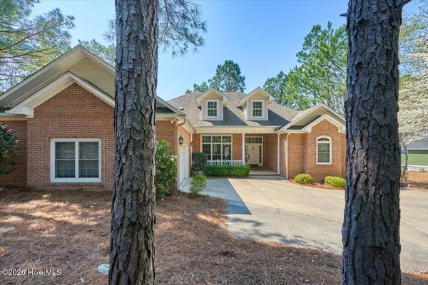 $735,000 | 128 Belmont Court, Southern Pines, NC 28387