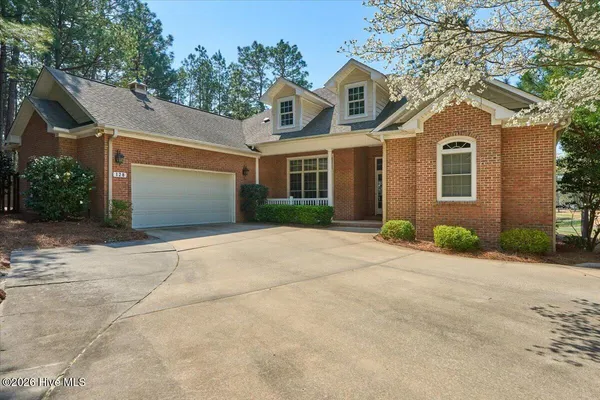 $735,000 | 128 Belmont Court, Southern Pines, NC 28387