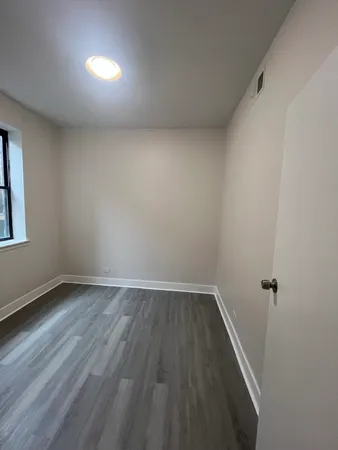 $1,800 | 2258 South Sacramento Avenue, Unit 2B, Chicago, IL 60623