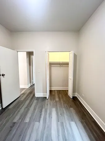 $1,800 | 2258 South Sacramento Avenue, Unit 2B, Chicago, IL 60623