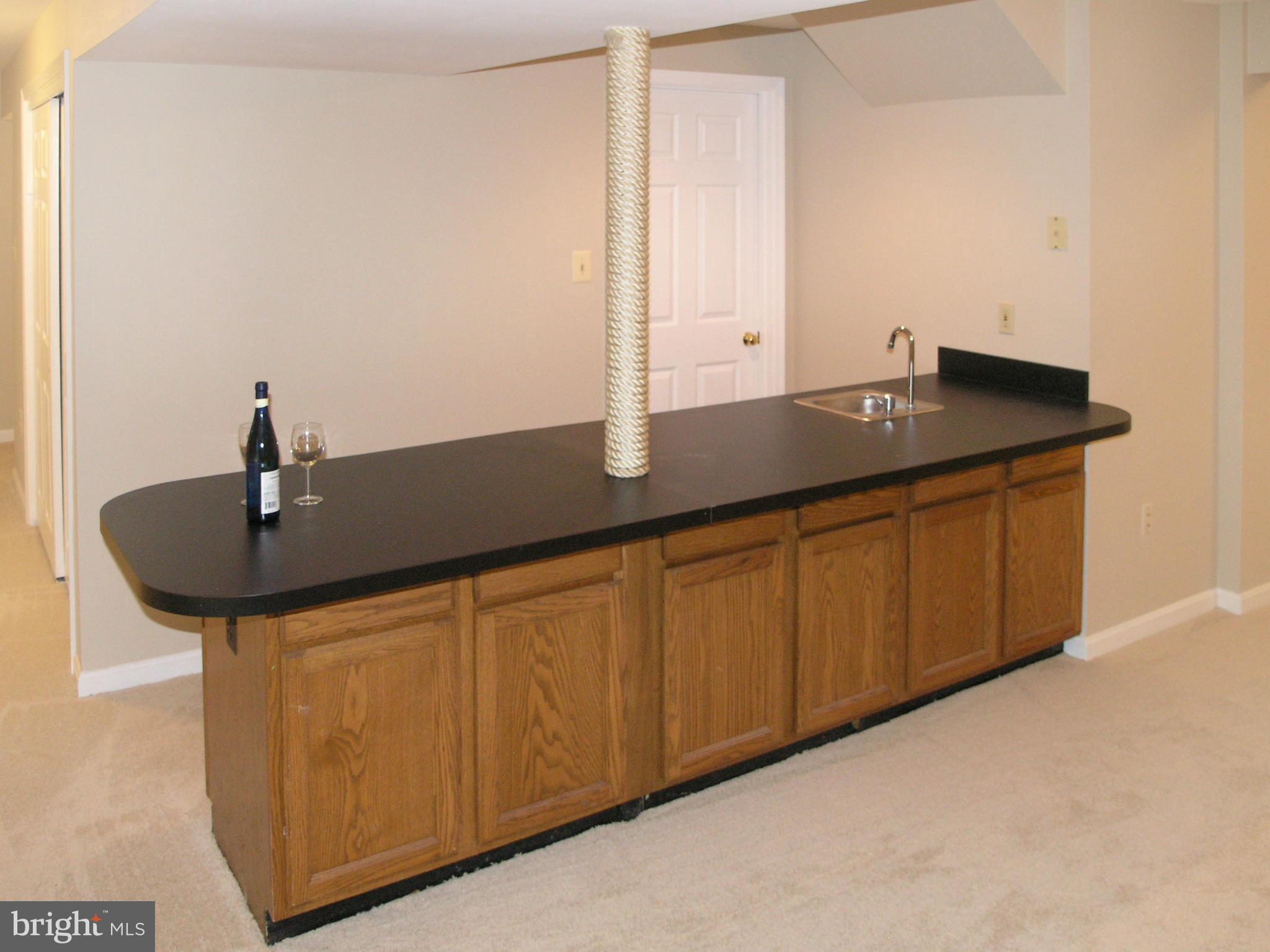 1560 Trails Edge Lane Reston, VA 20194 - Photo 22 of 30 Wet Bar