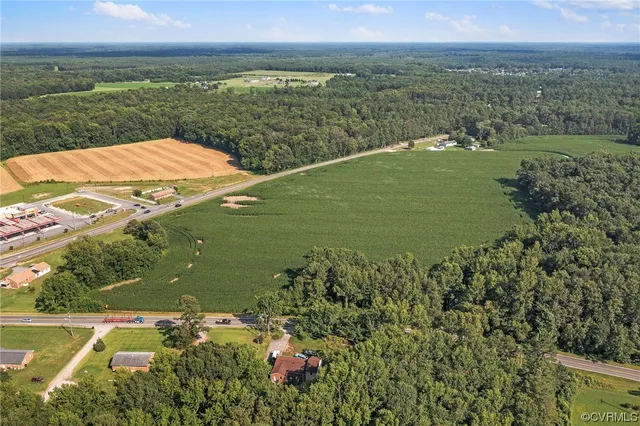 a view of a lake from a yard