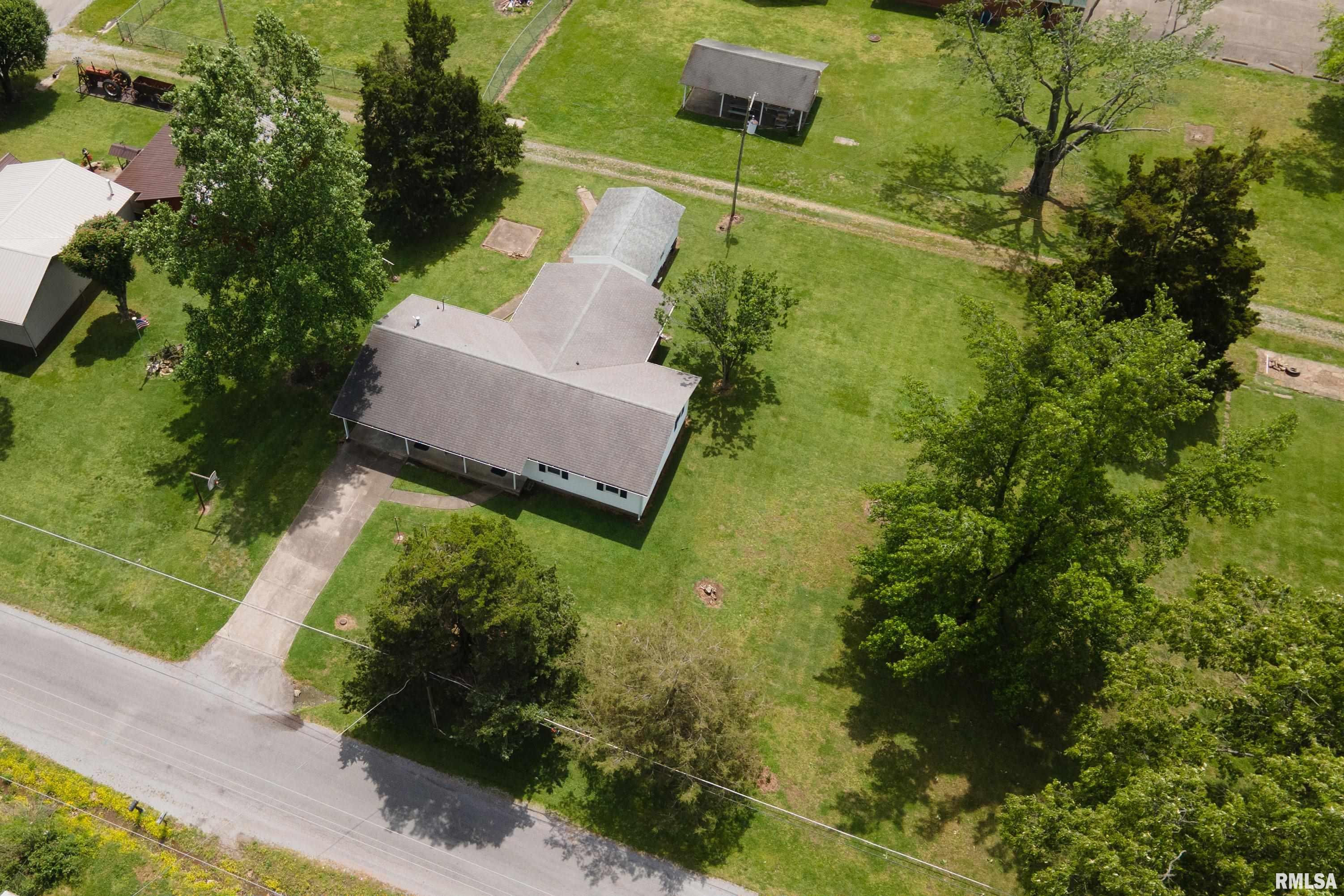607 Mundy Street Eldorado, IL 62930 - Photo 28 of 32