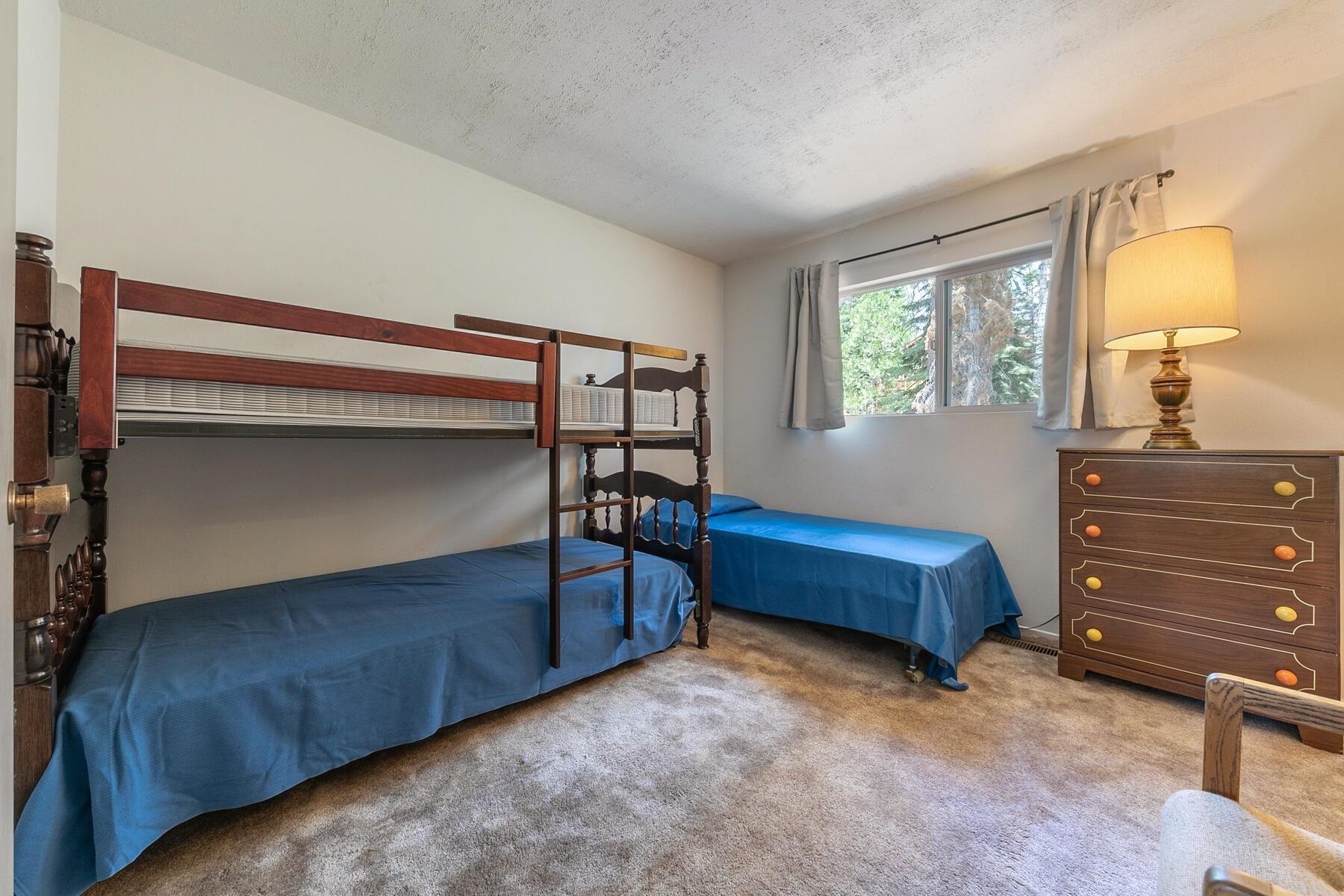 658 Sunset Road Carnelian Bay, CA 96140 - Photo 12 of 21