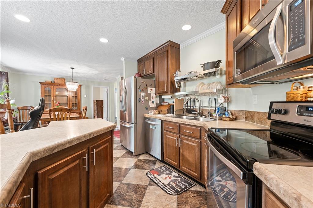 893 Eden Church Road Madison, NC 27025 - Photo 7 of 31