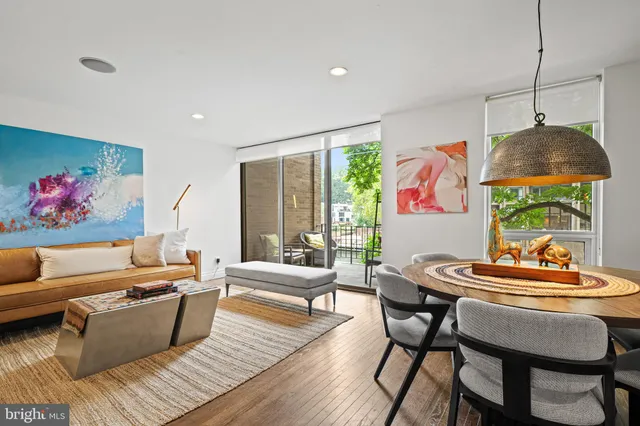 $885,000 | 1674 Chimney House Road, Reston, VA 20190