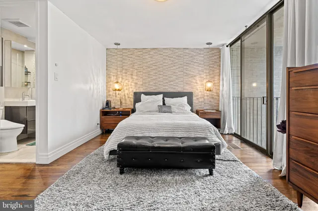 $885,000 | 1674 Chimney House Road, Reston, VA 20190