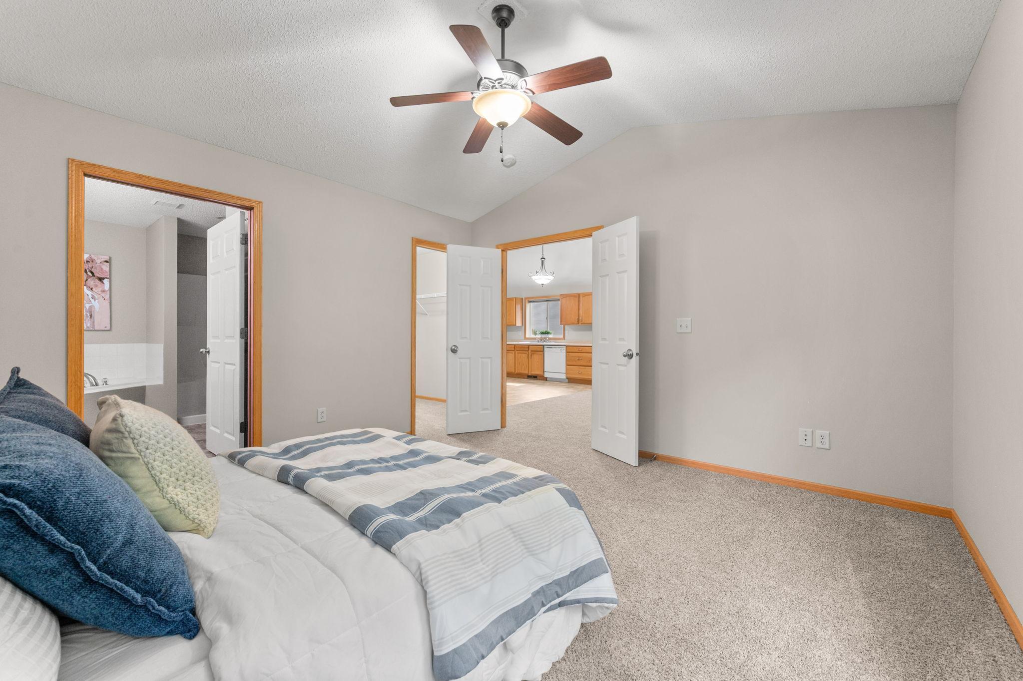 74 Crown Pointe Curve Hudson, WI 54016 - Photo 14 of 24