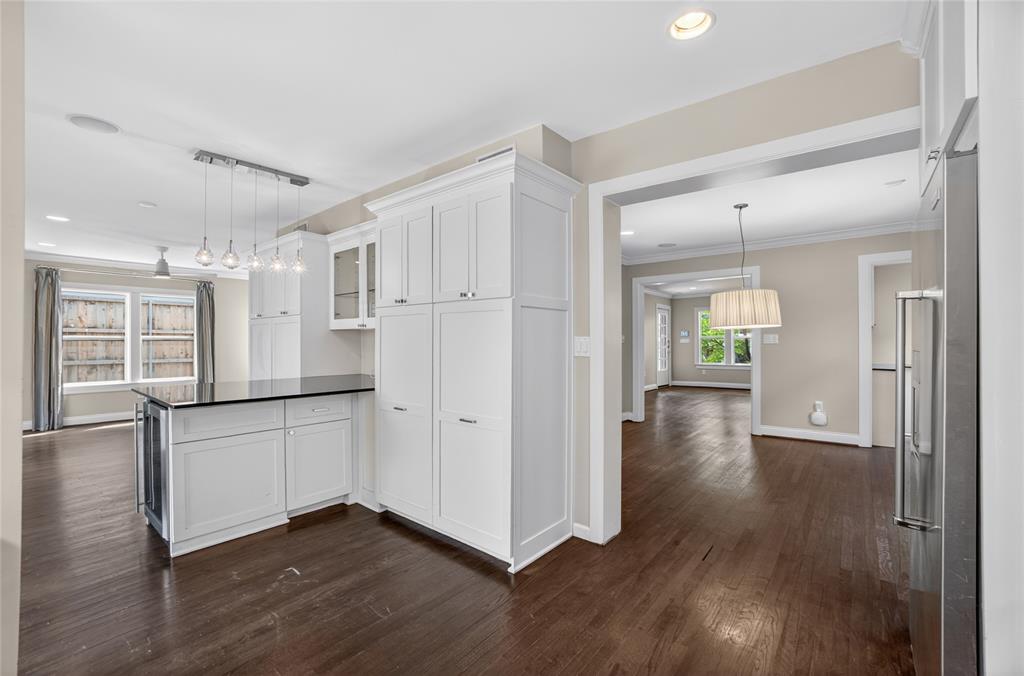 4009 Prescott Avenue Dallas, TX 75219 - Photo 11 of 39 Kitchen is open to family room and dining room