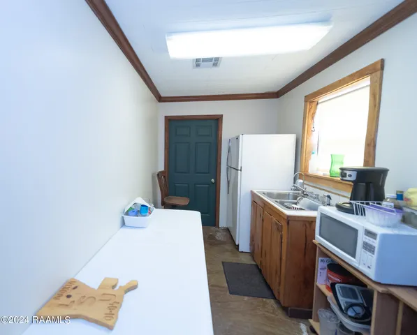 $199,500 | 211 South 1st Street, Iota, LA 70543