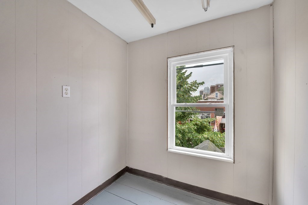 57 Fremont Street Springfield, MA 01105 - Photo 19 of 29 Gallery Image 19