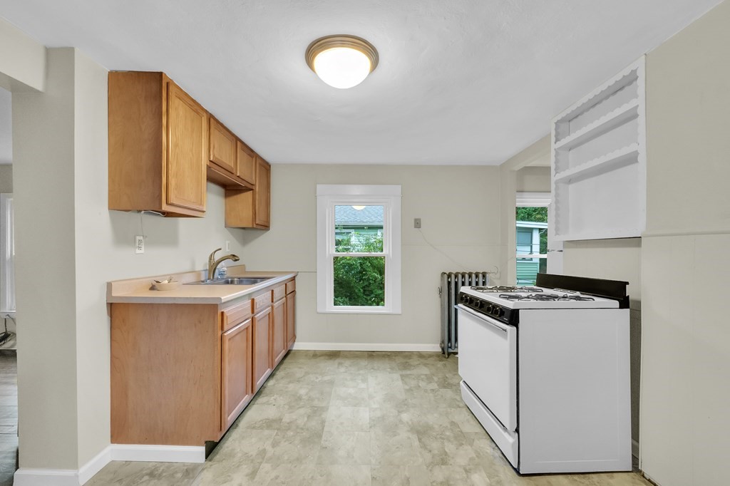 57 Fremont Street Springfield, MA 01105 - Photo 2 of 29 Gallery Image 2