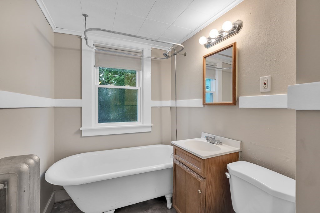 57 Fremont Street Springfield, MA 01105 - Photo 6 of 29 Gallery Image 6